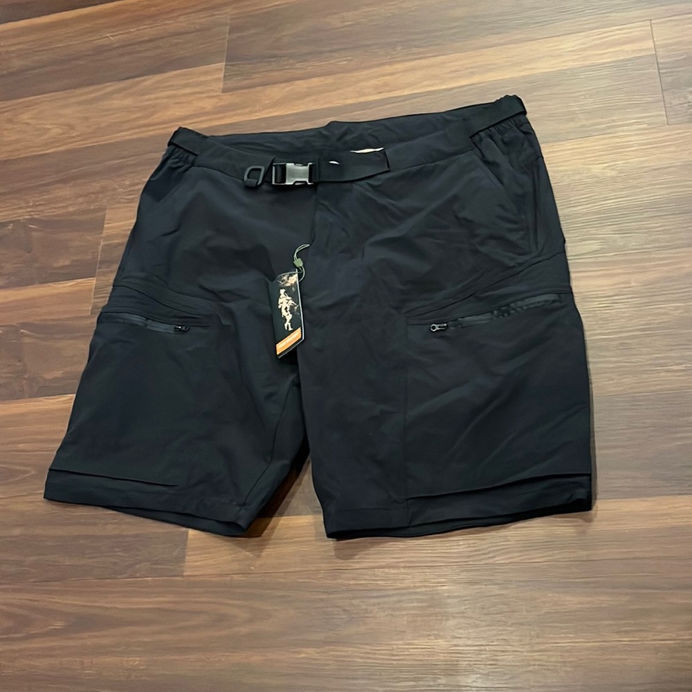 Free soldier, men’s black shorts, 42, quick dry, new with tags